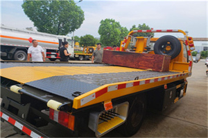 广灵附近拖车电话号码服务